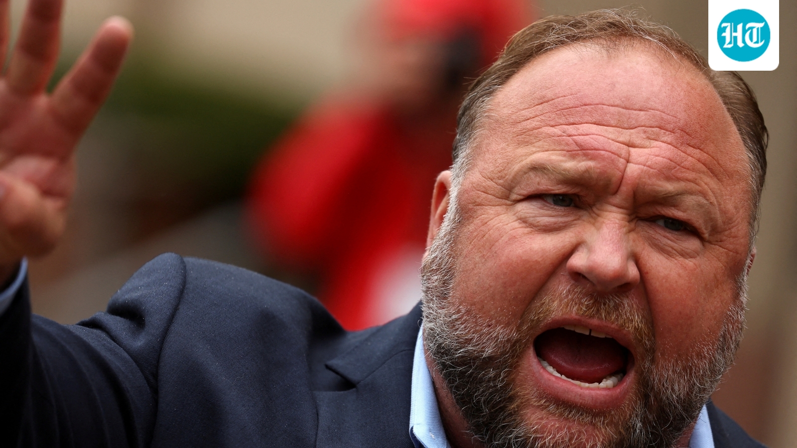 Alex Jones threatens to ‘go nuclear’ after Trump mocks him, ‘If you think I’ve been coming after you…’