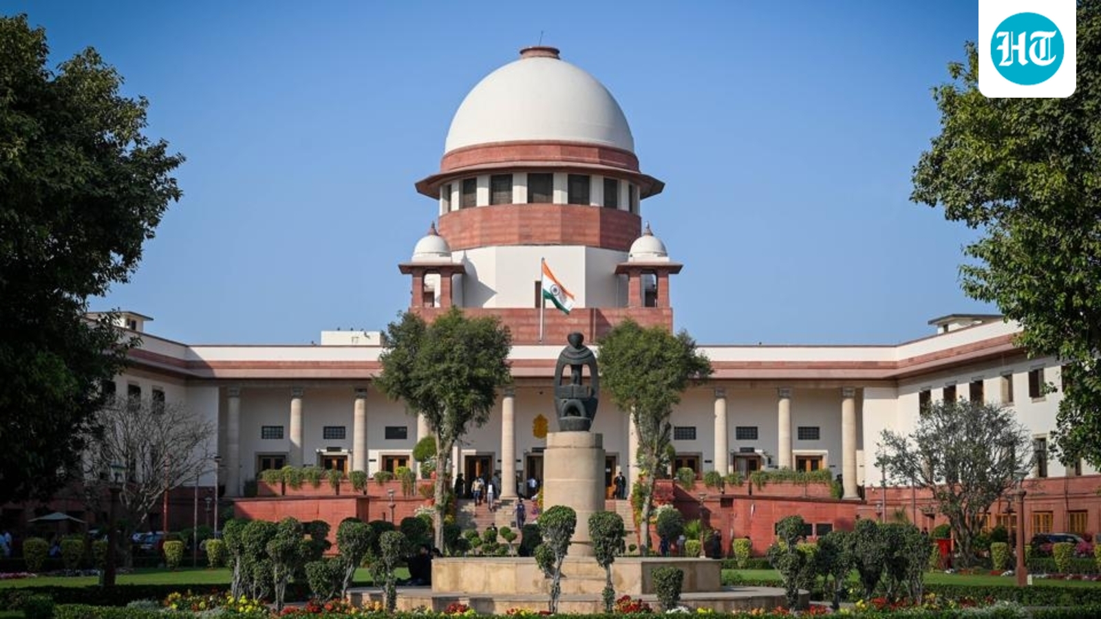 Divorced Muslim woman has right to return of dower, dowry, says Supreme Court