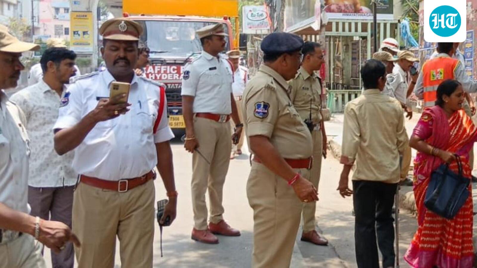 Hyderabad drunk doctor arrested in BMW that flips number plates