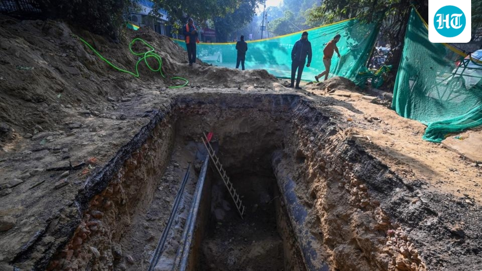 Police hunt for contractor who kept lid on Delhi biker's death for hours