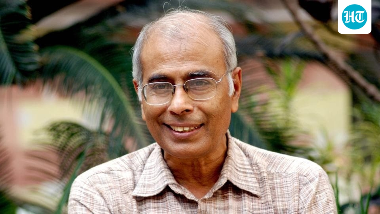 Man convicted for Dabholkar's murder gets bail, Bombay high court questions CBI probe