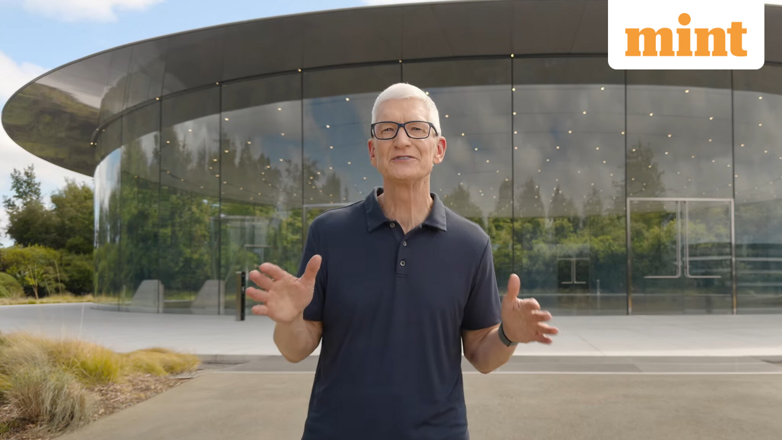 Apple WWDC 2026 LIVE Updates: Tim Cook's final keynote begins soon; iOS 27, Siri AI upgrades on the cards