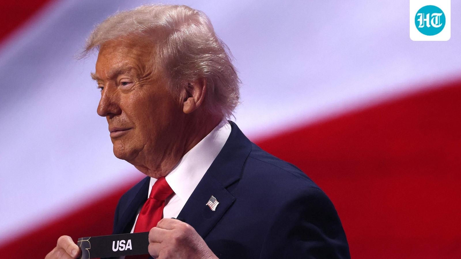 Trump will award medals to the Kennedy Center honorees in an Oval Office ceremony