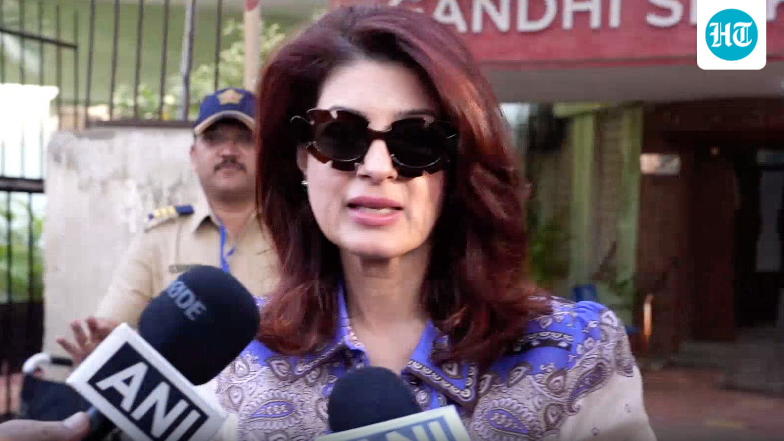 Maharashtra BMC polls live updates: Akshay Kumar and Twinkle Khanna among first voters again