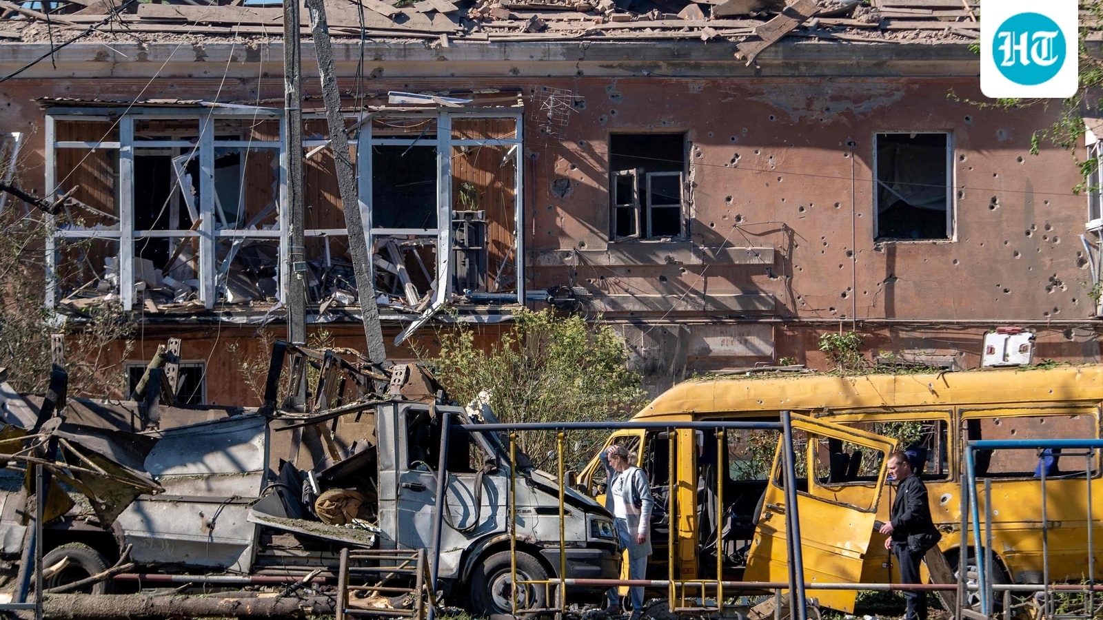 At least 9 killed in overnight Russian missile attack on Ukraine, several people wounded