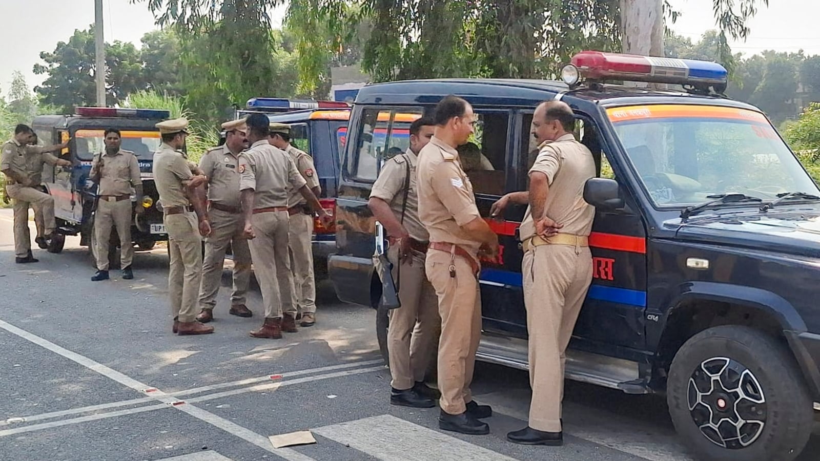 7 people duped of  ₹92 lakh on pretext of getting govt jobs in Kanpur