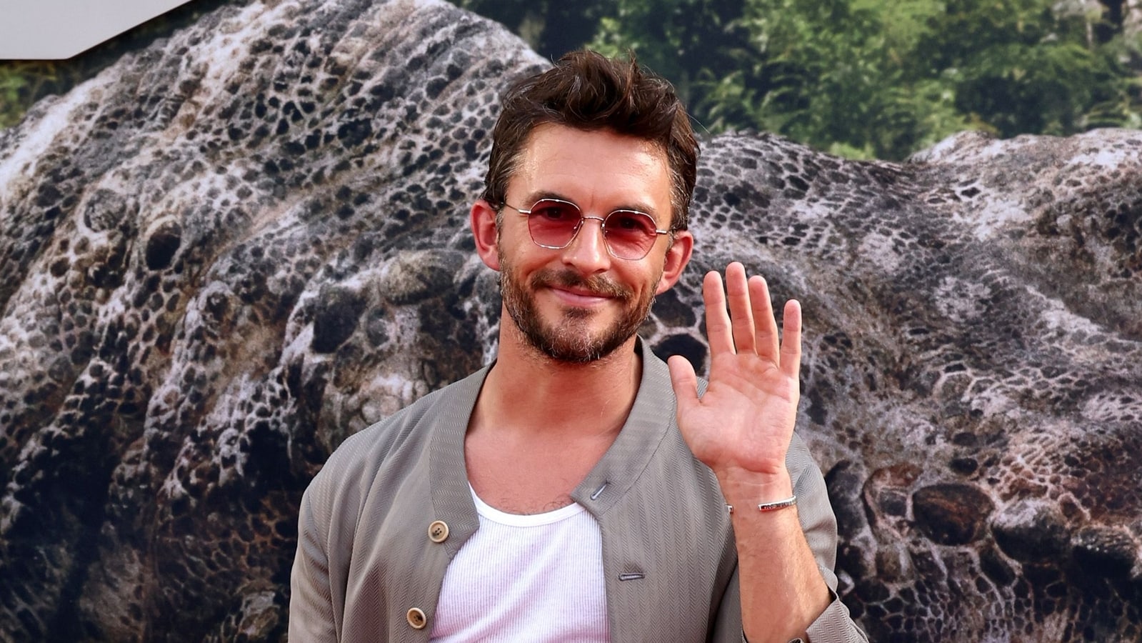 Wicked star Jonathan Bailey announces surprise hiatus from acting in 2026 to focus on this passion project