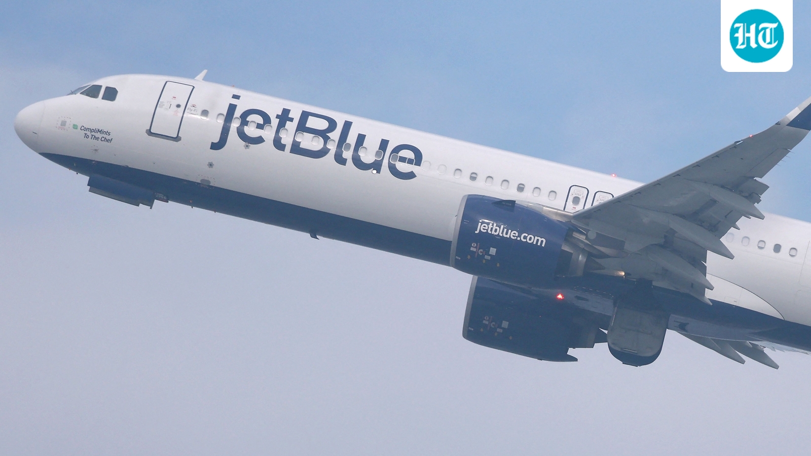 Winter storm causes travel disruptions at several US airports, 1000+ flights cancelled