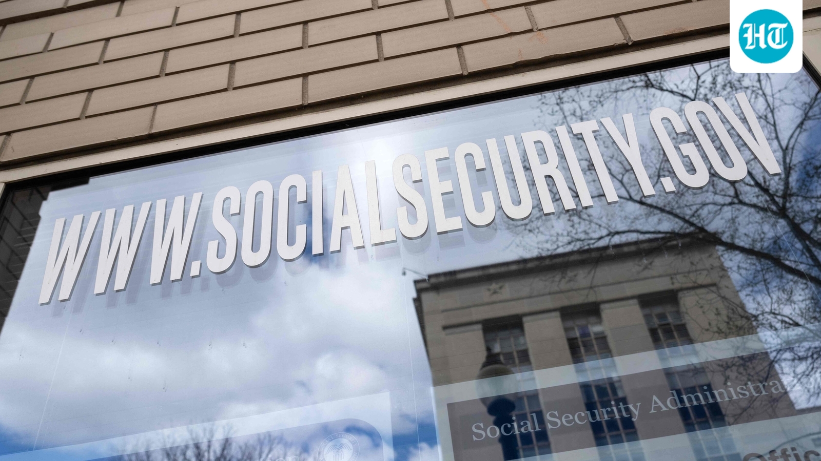Big change for Social Security debit cards payments as 3.6M users face switch from Comerica to Fifth Third Bank