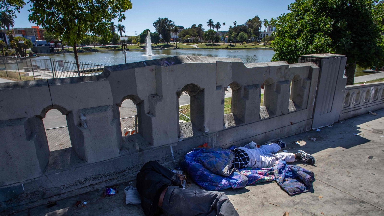 Trump orders 'all homeless people' to leave Washington DC. How many people is that? See what numbers say