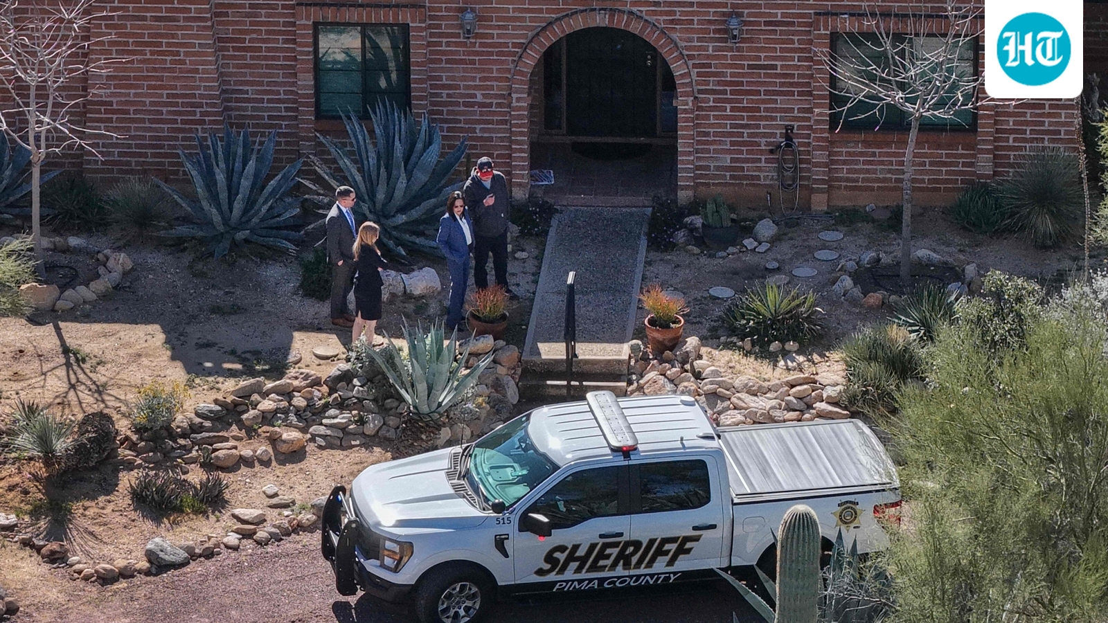 Nancy Guthrie update: Ex-FBI agent eyes Savannah, Annie, Tommaso Cioni amid movement at home; ‘did family visit?’