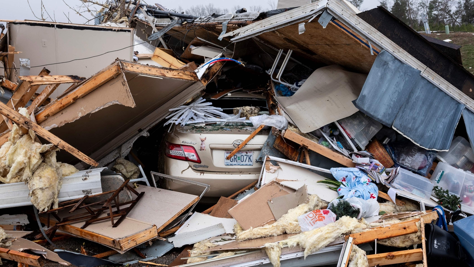 Tornadoes, wildfires, and blinding dust: Massive US storm leaves at least 32 dead