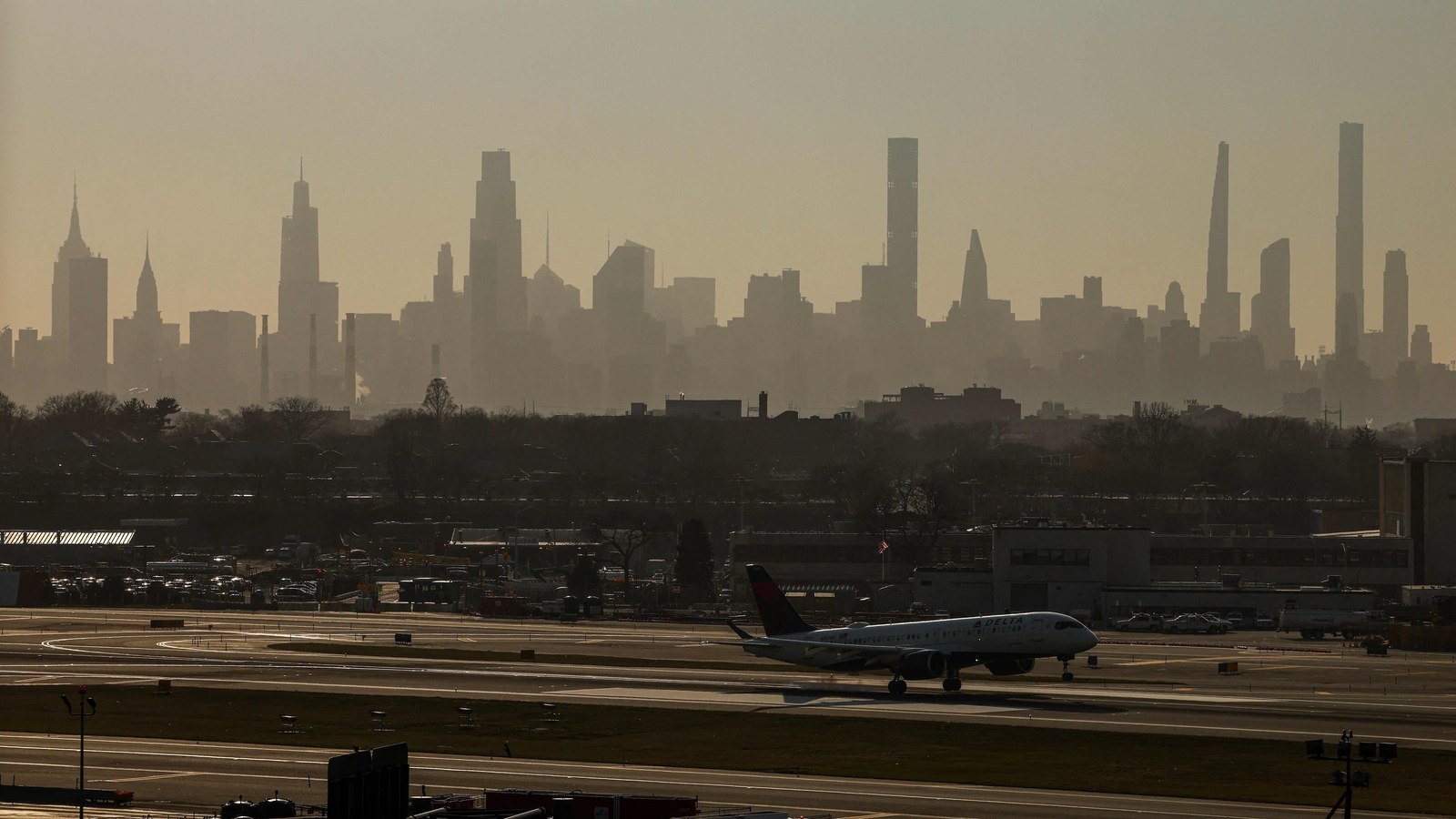 LaGuardia Airport 'collision' reports: What happened at New York airport? Details surface