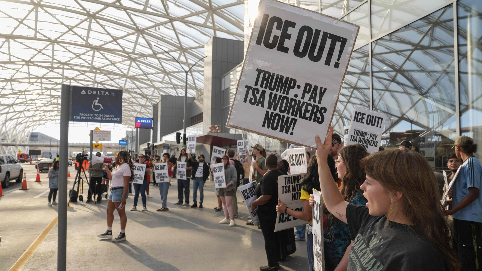 ICE agents deployed at airports amid TSA pay crisis: Which airports are affected?