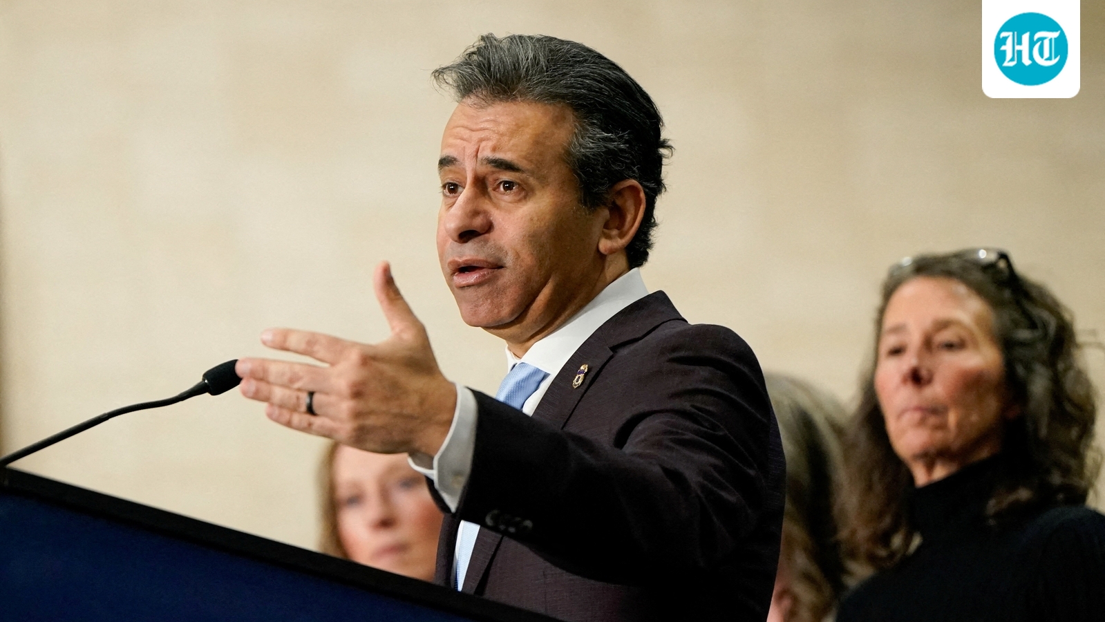 Dr Marty Makary: Why Trump wants to remove FDA chief days after e-cigarette move