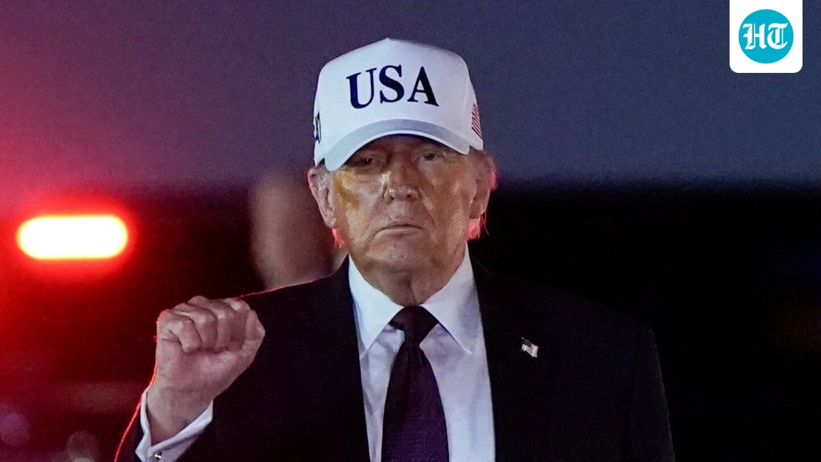 White House slammed for photo of Trump, others overseeing Iran strikes, ‘It’s not even the situation room…’