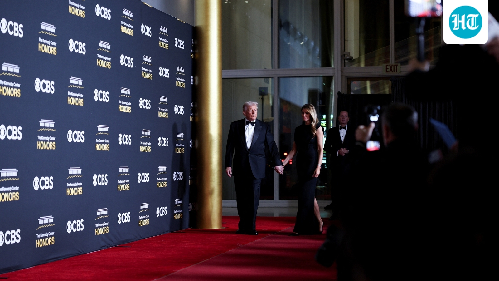 Are Gloria Gaynor, George Strait, and Sylvester Stallone Trump supporters? Know their political leanings