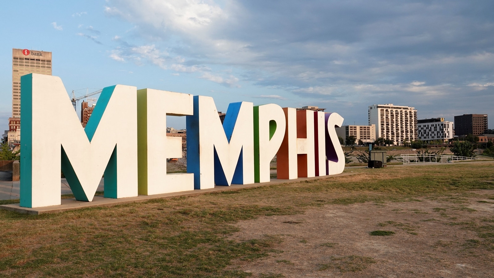 When did Memphis mayor get confirmation about Donald Trump's national guard plan? He responds