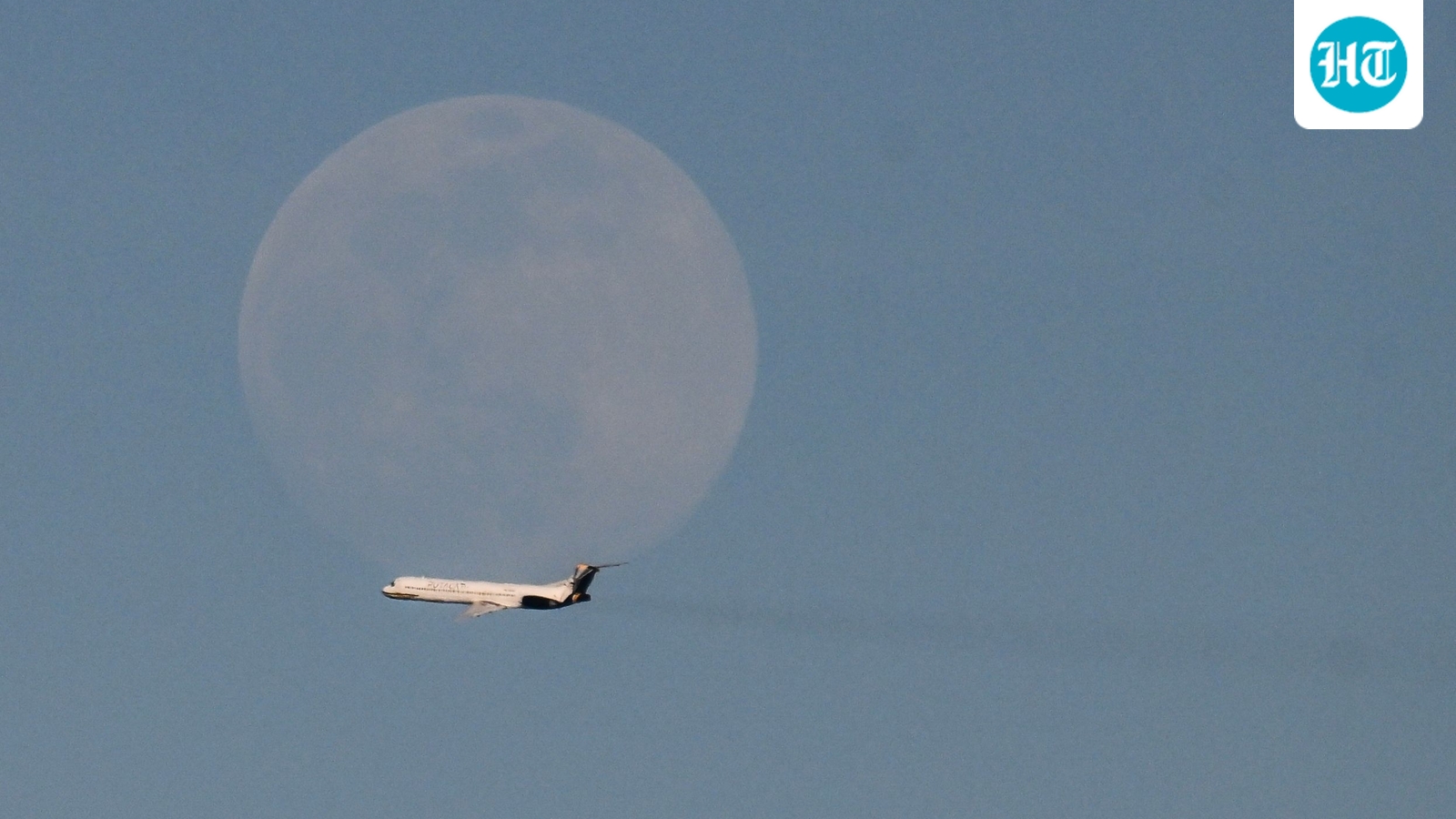 Venezuela says US suspended migrant repatriation flight, Trump admin denies claim