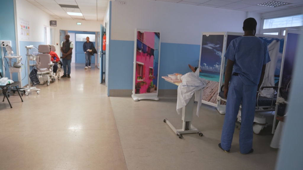 Inside a French emergency psychiatric unit: Social stigma, a lack of beds and drug shortages