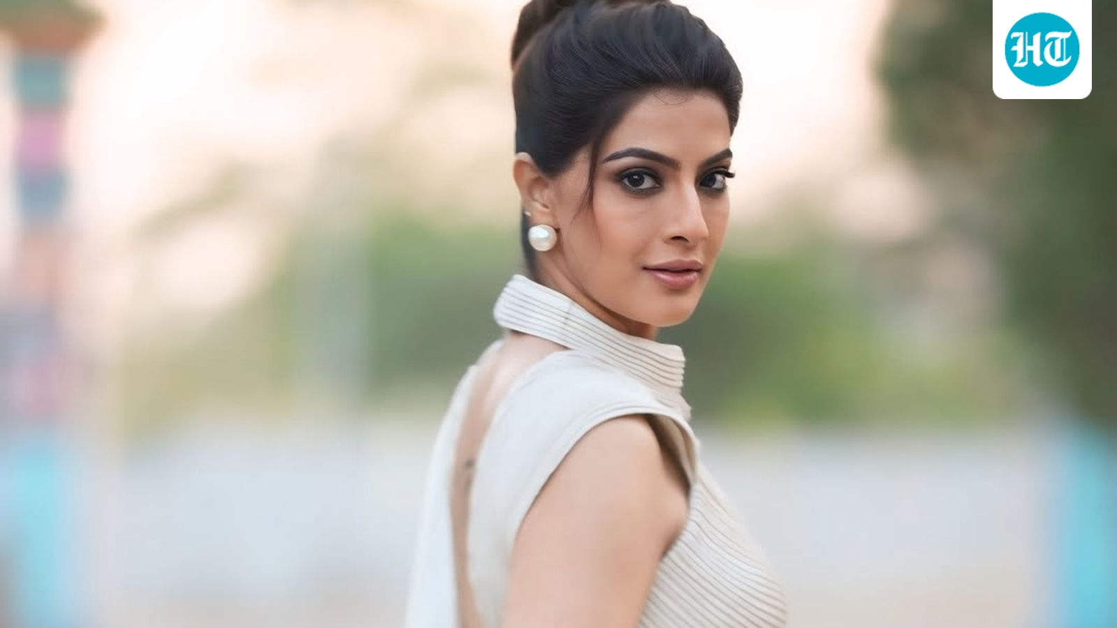 Varalaxmi Sarathkumar called ‘tone deaf’ for linking financial stability to kids; Lakshmi Manchu agrees with actor