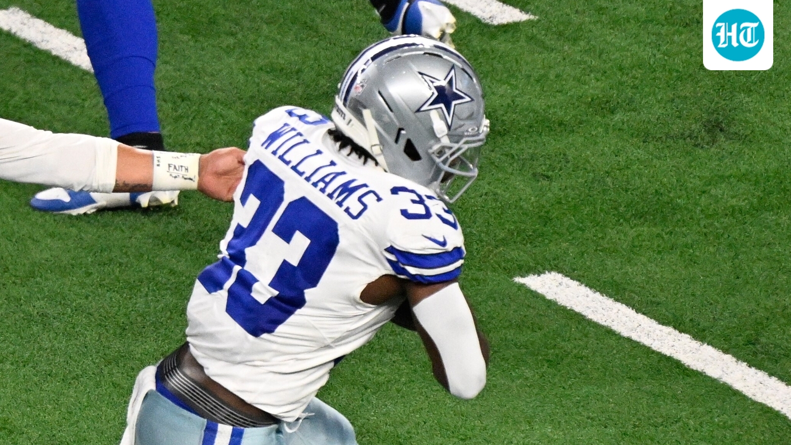 Javonte Williams injury news: What happened to Cowboys RB? Scary videos surface - watch