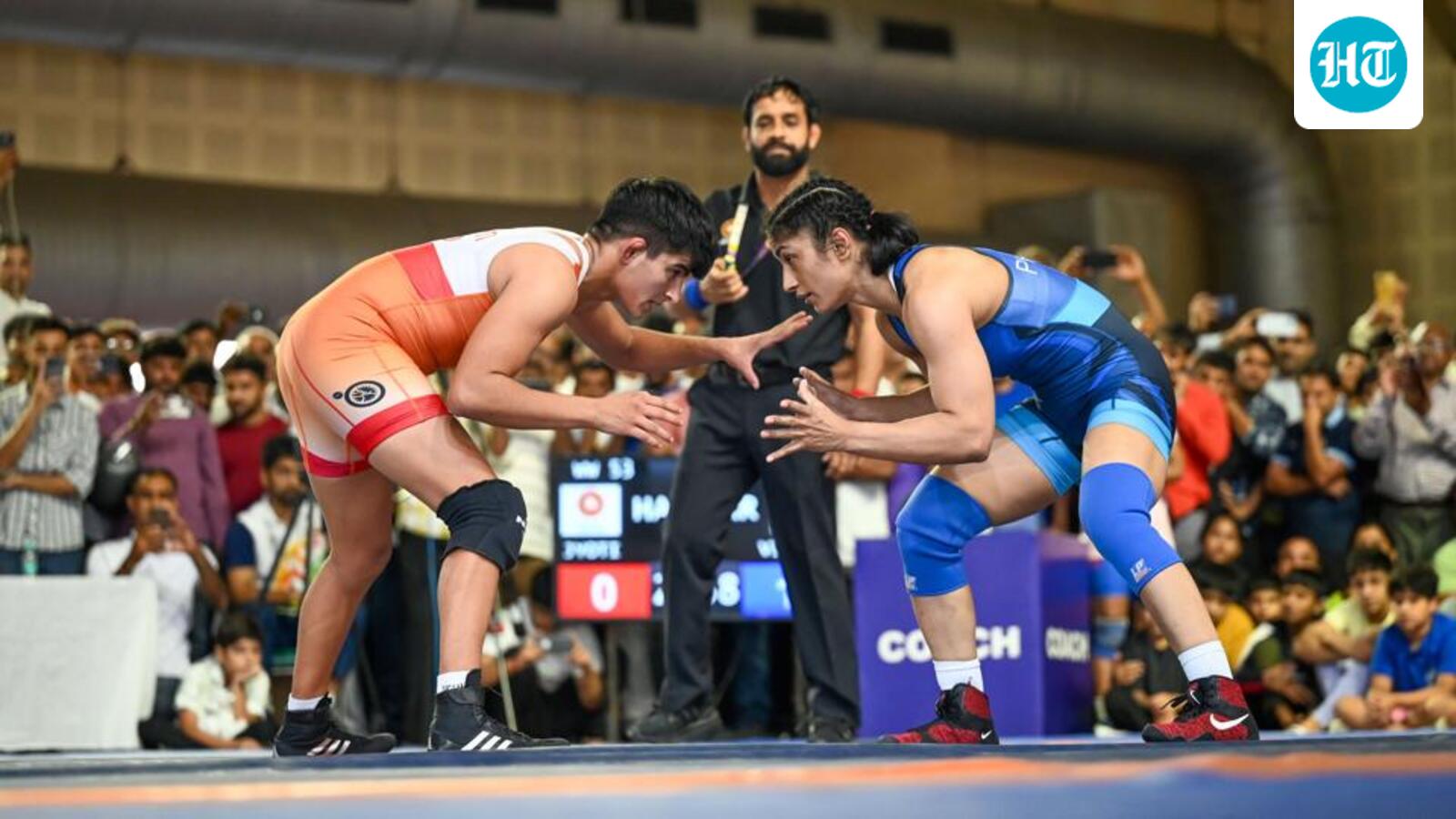 Feisty Vinesh goes down fighting but shows old spark on return