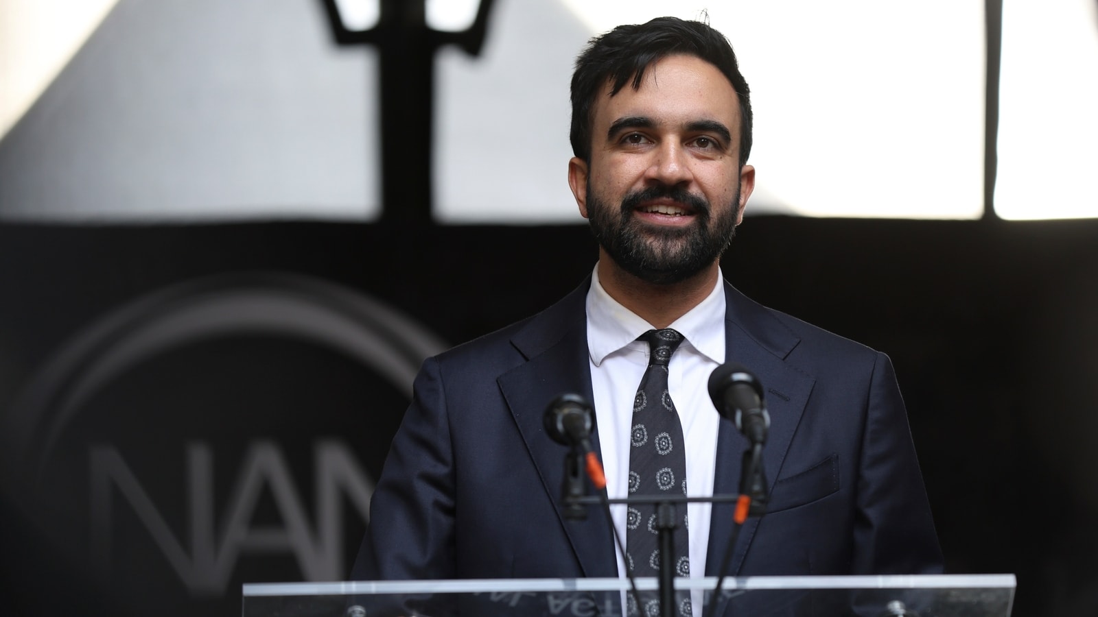 ‘Leader who shares my commitment’: New York governor endorses Zohran Mamdani for NYC mayor