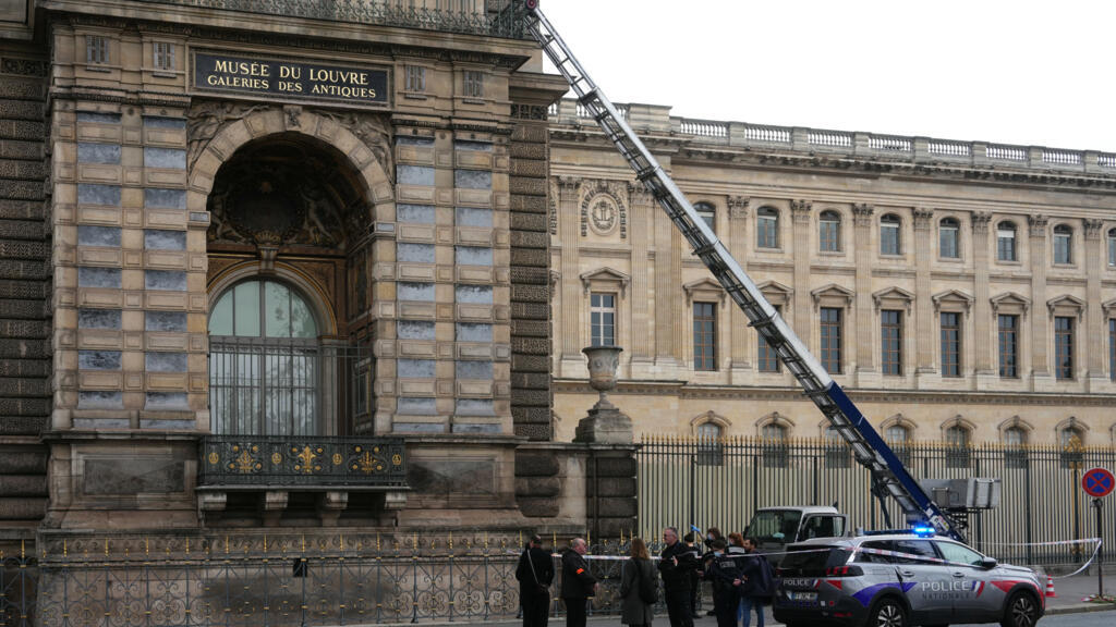 Louvre heist to be turned into film