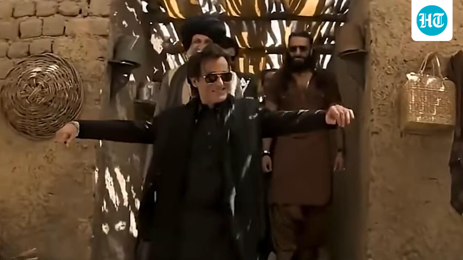 Did you know Akshaye Khanna wasn’t happy with Dhurandhar look initially? Costume designer reveals what he said to them