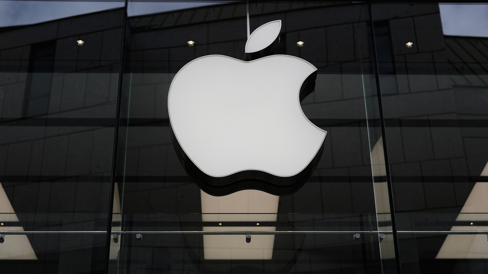 Why has Apple sent preservation letters to OpenAI employees? All we know about trade-secret lawsuit
