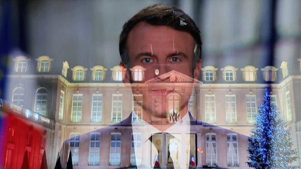 Macron delivers his annual New Year's Eve address from the Élysée Palace