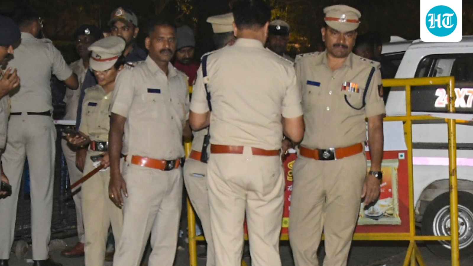 Security beefed up in Karnataka's Ballari after political clash over banners