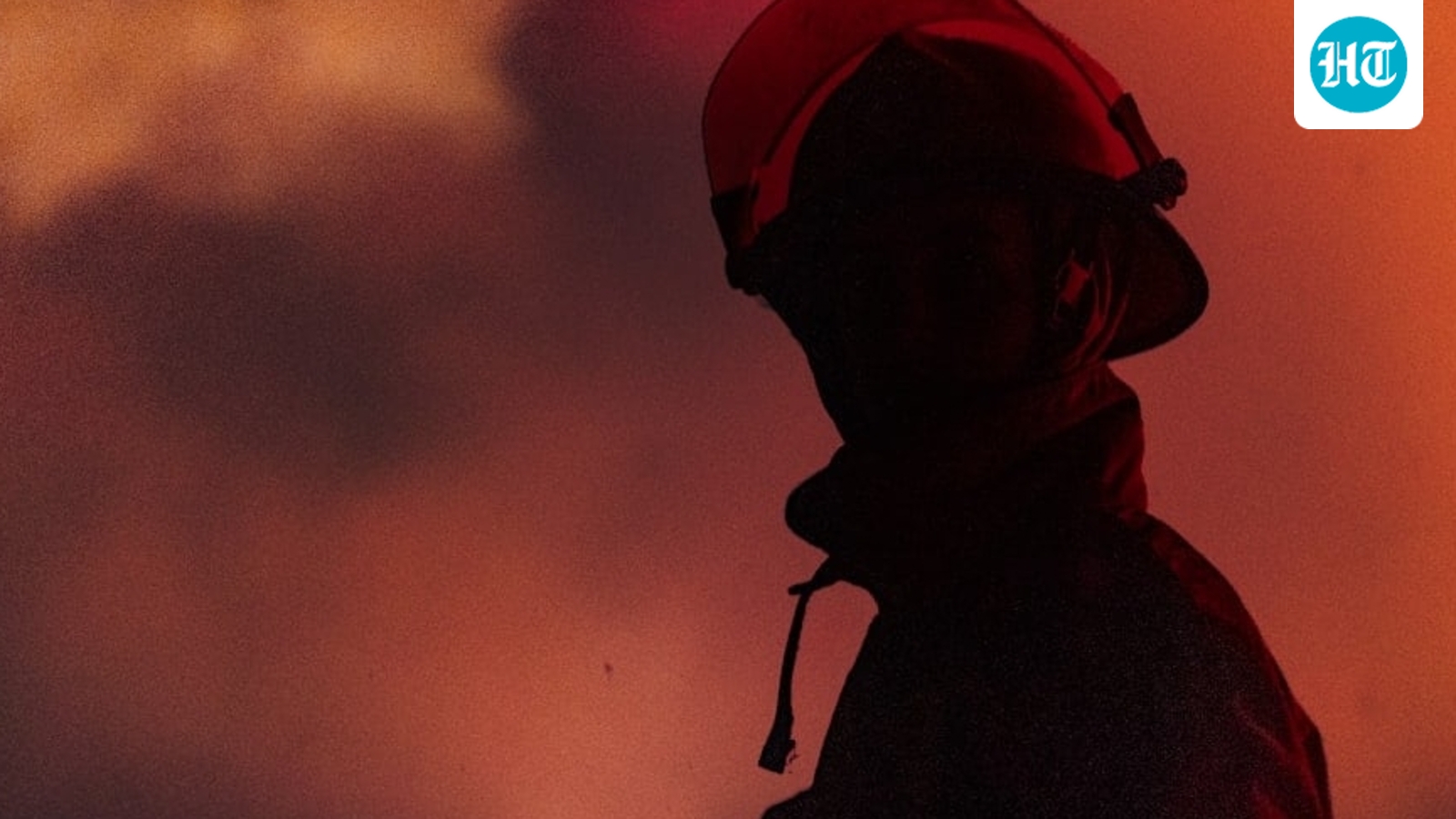Fire breaks out in building in Old Delhi's Chandni Chowk hours after Vivek Vihar tragedy