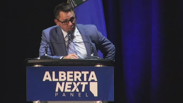 Alberta town hall moderator apologizes for 'inappropriate' spanking quip towards Calgary student