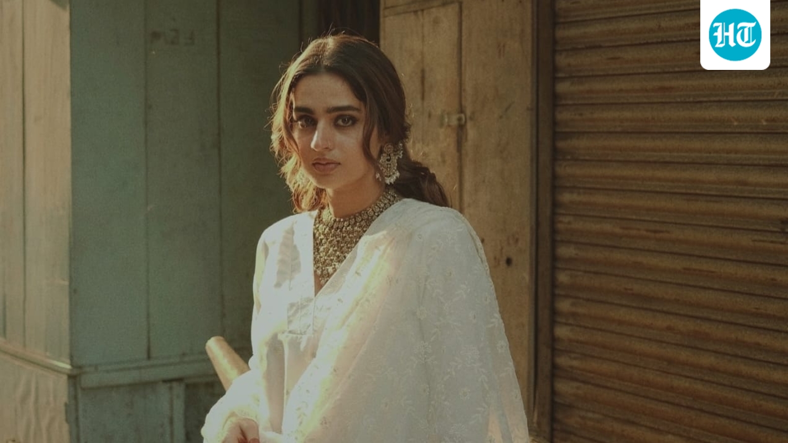 Ayesha Khan says she was replaced from a song for 'being fat', reveals receiving rape threats daily: 'It's very scary'