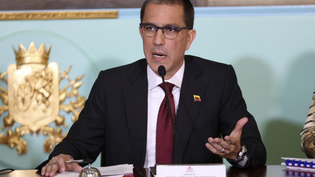 Venezuela grants amnesty to 379 political prisoners