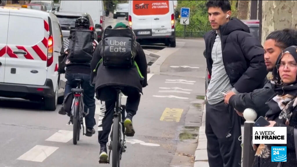 Four delivery drivers' associations sue Uber and Deliveroo for human trafficking