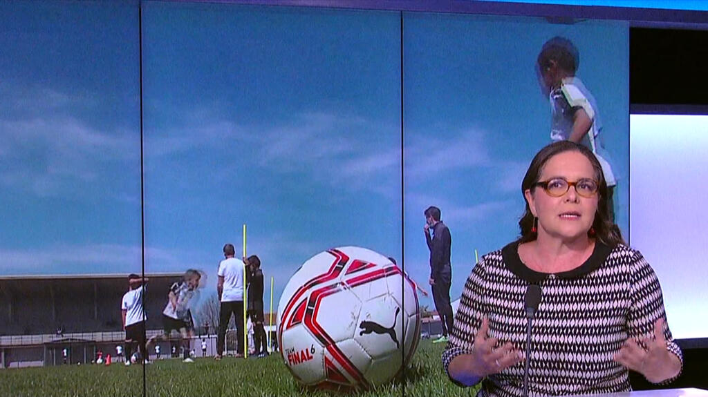 Is it football? Is it soccer? 'C'est le pied!'