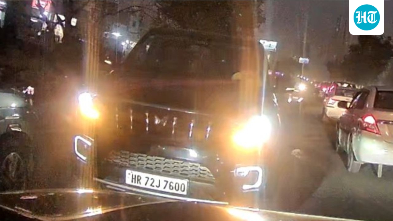 SUV on wrong side blocks another car in Gurugram, driver steps out to threaten