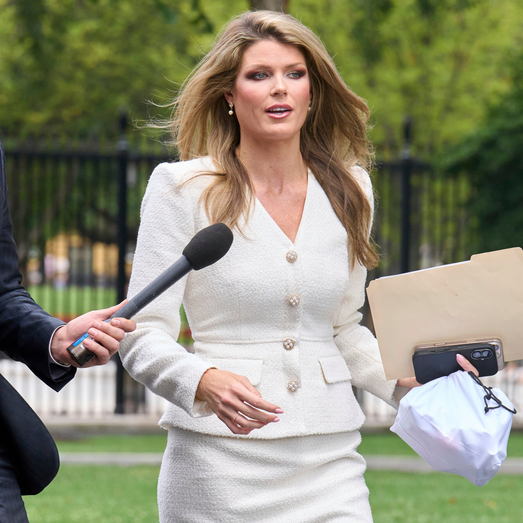 Trump Loyalist Asserts She Can Keep U.S. Attorney Title