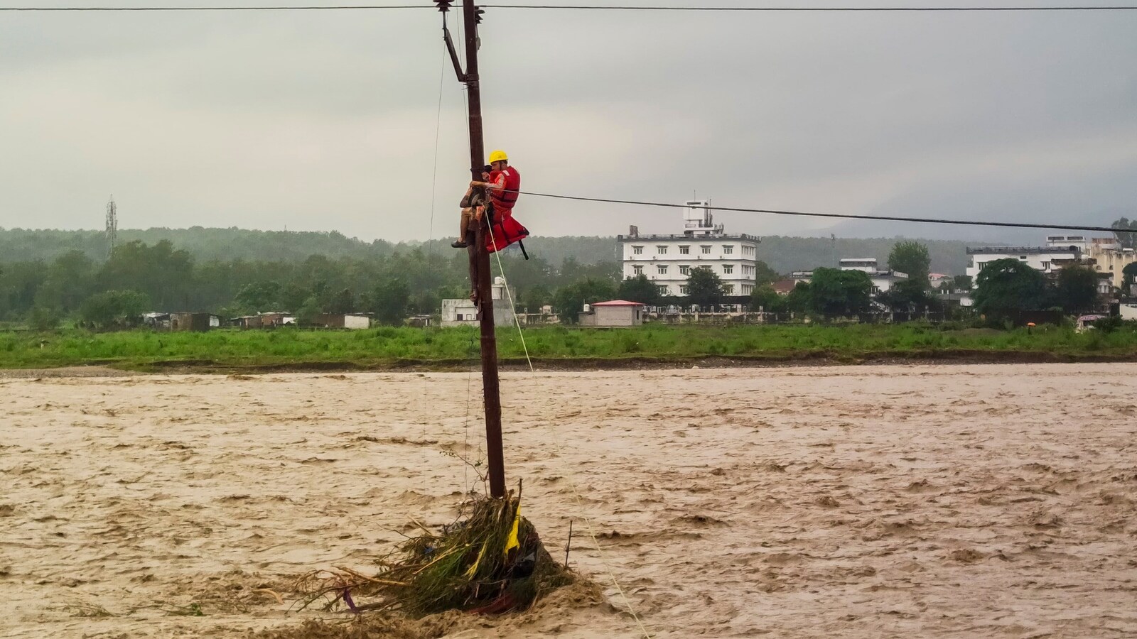Dehradun cloudburst live updates: NDRF, SDRF rescue teams deployed as Sahastradhara faces severe flooding