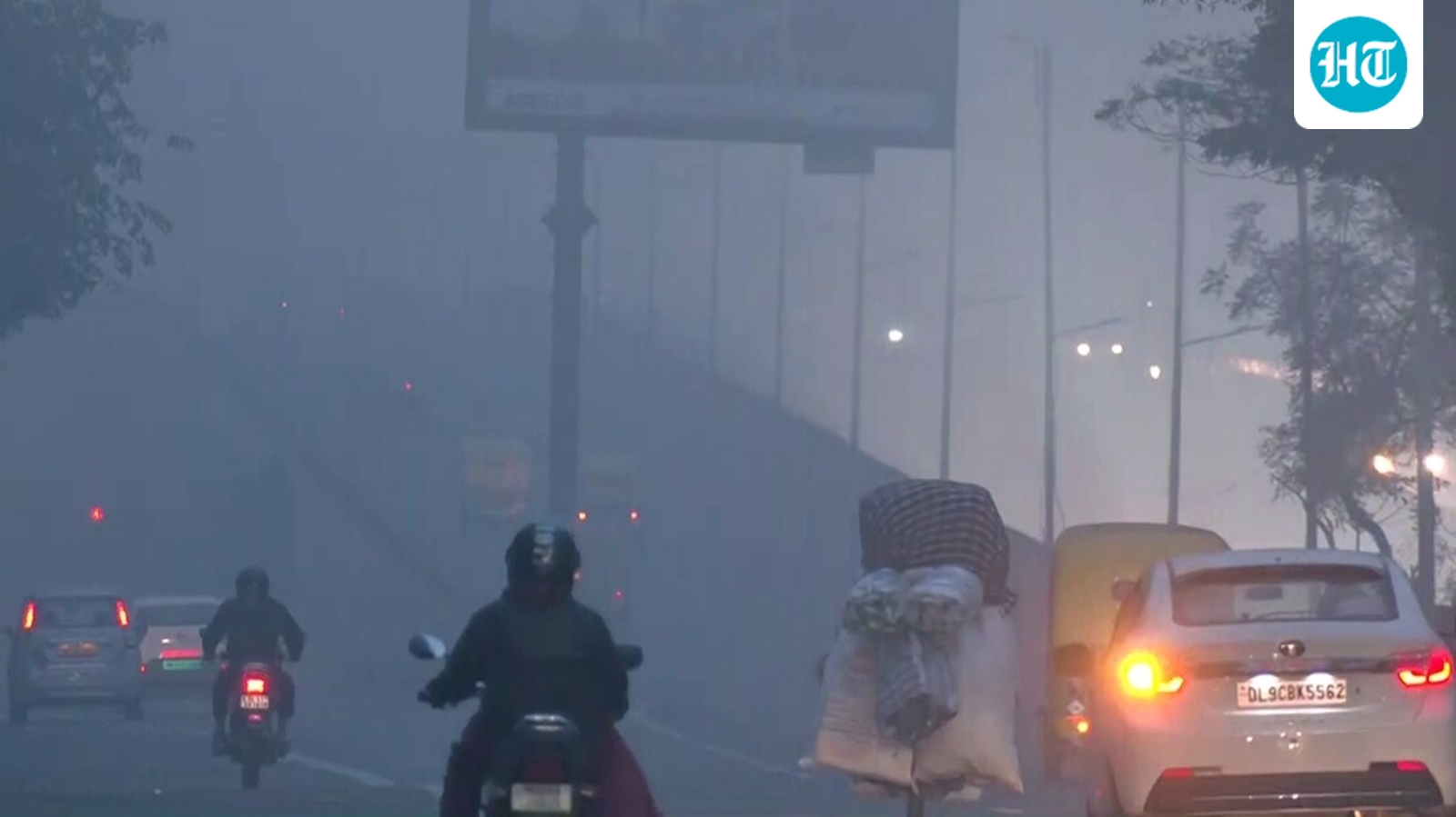 Delhi's air 'very poor' with 373 AQI as toxic haze enveloped the city
