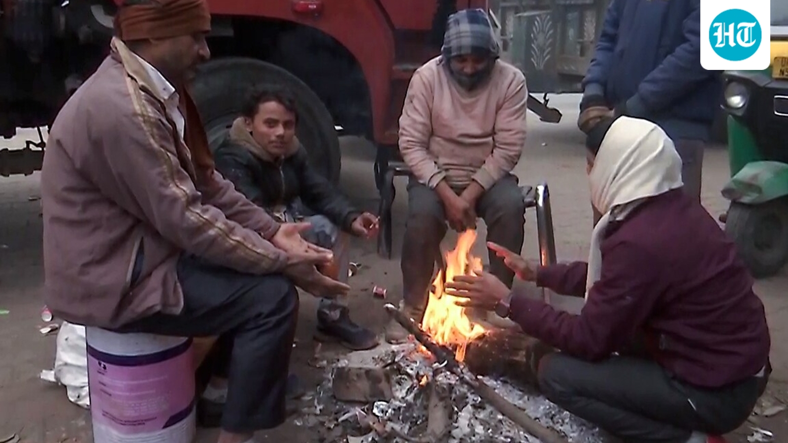 Delhi records minimum temperature of 3.8 degrees Celsius amid ongoing cold snap