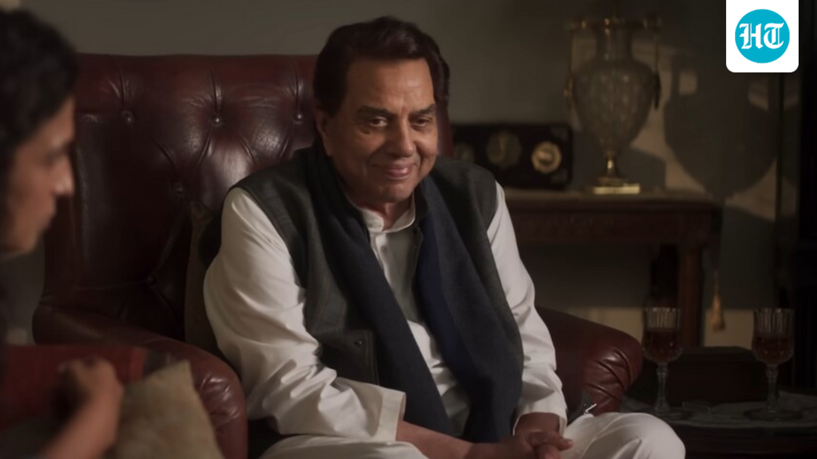 Ikkis Twitter reviews: Dharmendra's final screen appearance makes fans emotional, war drama called a moving tribute