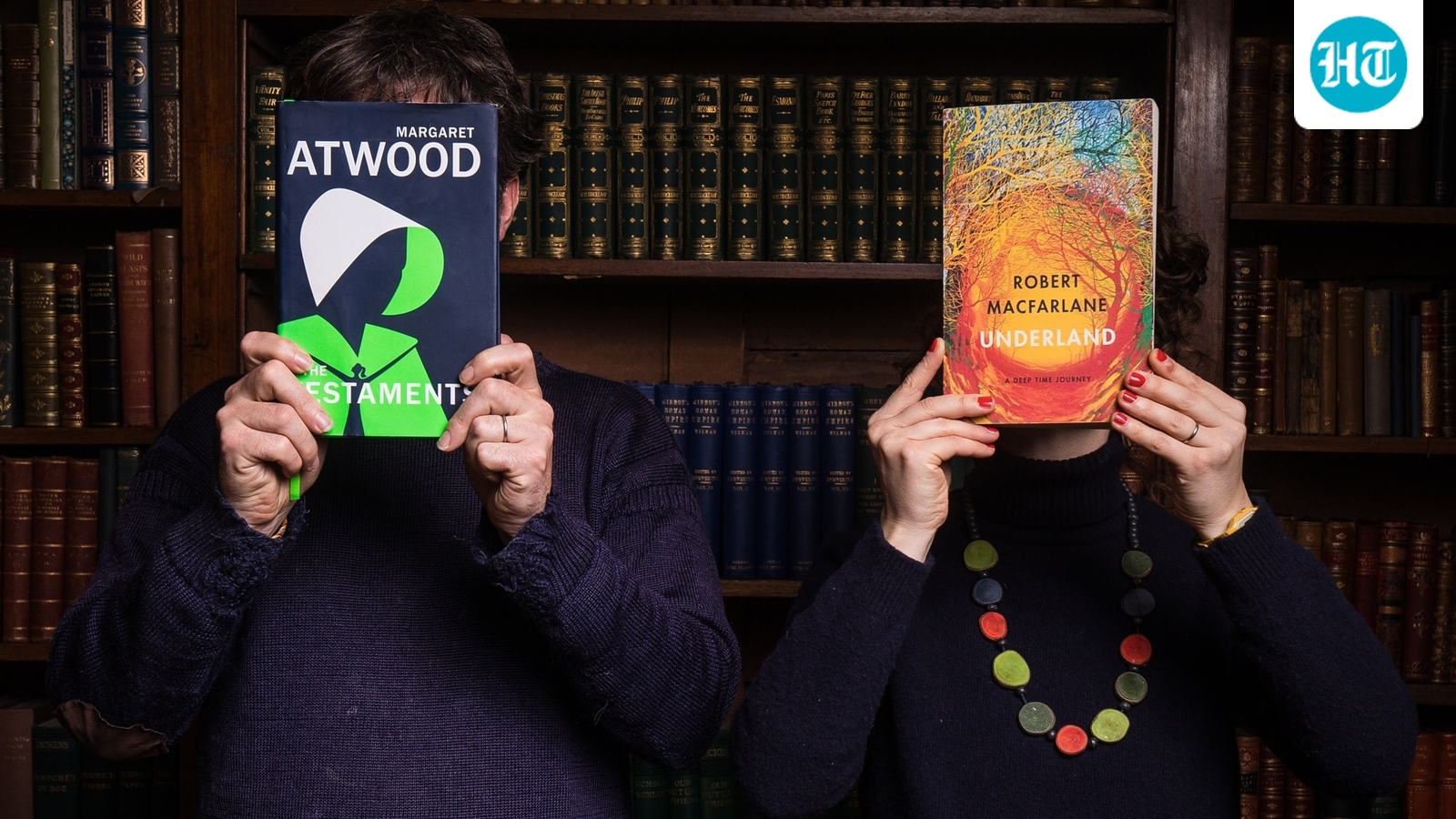 Top Australia arts festival apologises for barring Palestinian writer