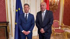 Magyar calls for fast handover of power in talks with Hungary's president