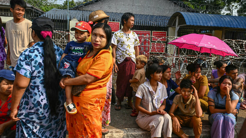 Myanmar leader commutes all death sentences