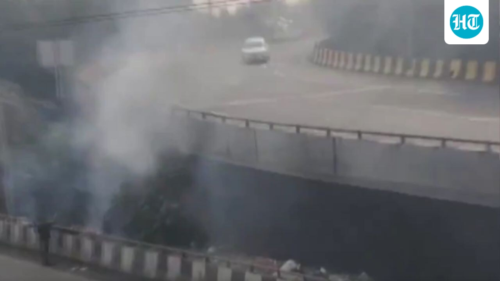 Fire breaks out in bushes near crematorium in Delhi's Geeta Colony. Video