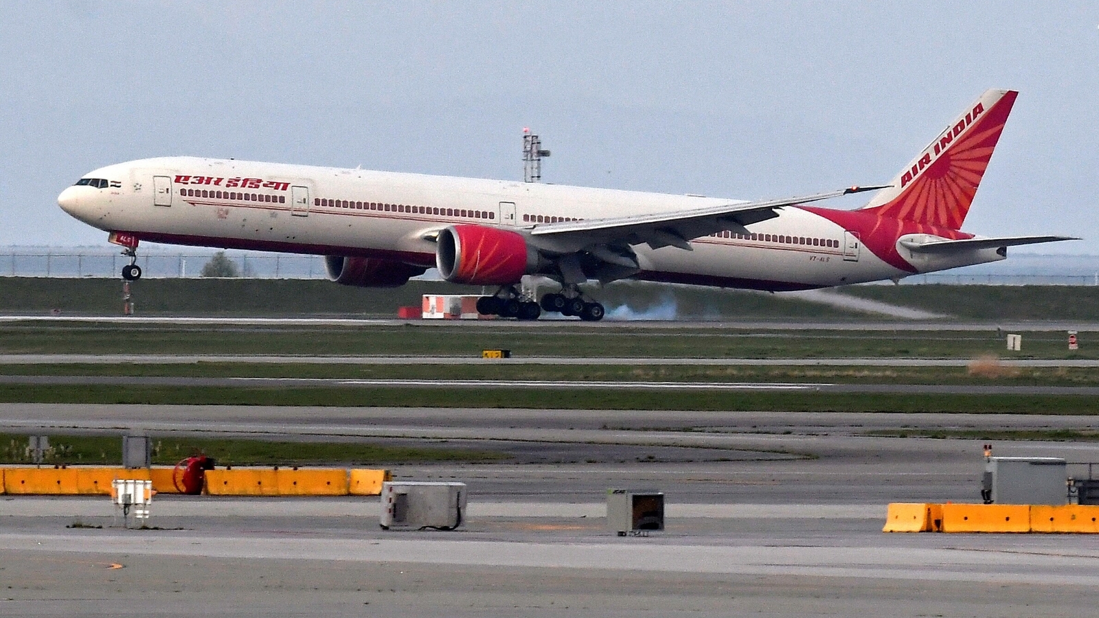 Indian pilot association flags 'grave safety concern', decries new rules on flight duty hours